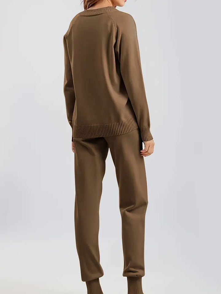 Hayden Selara | Two-Piece Set with Long Sleeves