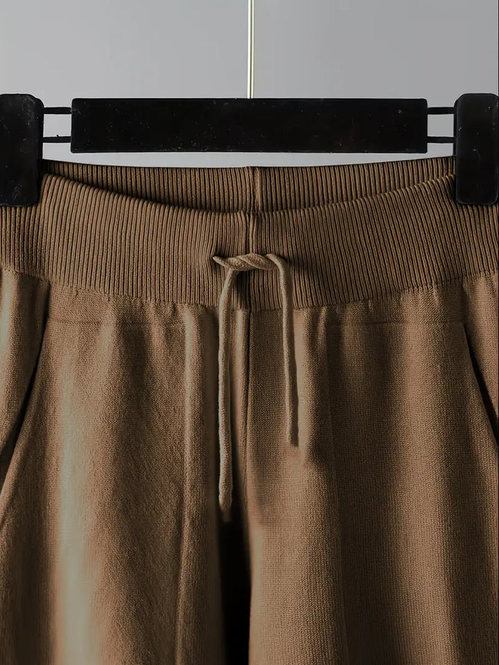 Hayden Selara | Two-Piece Set with Long Sleeves