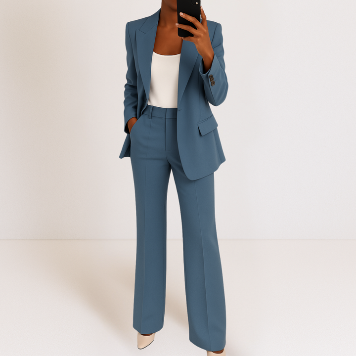 Hayden Mela | Two-piece ladies suit
