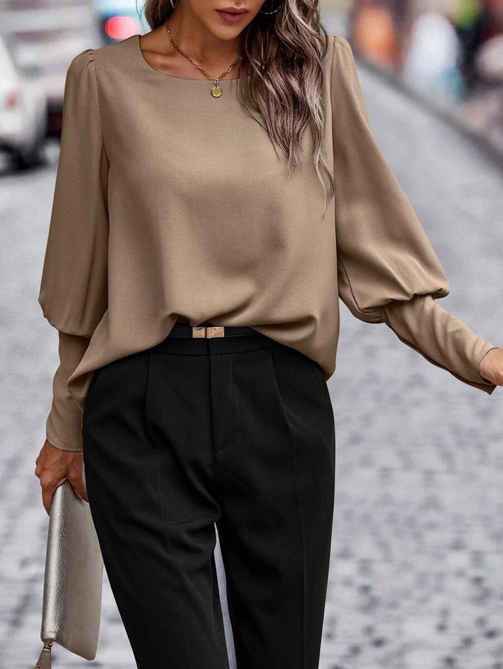 Women's Loose Blouse - Round Neck and Puff Sleeves