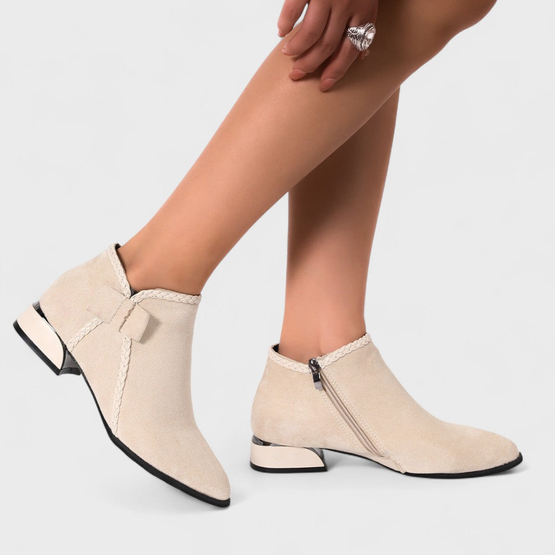 Maja – Botki Strik