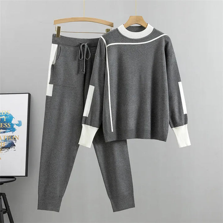 Women's Lounge Set - High Collar Sweater and Drawstring Trousers