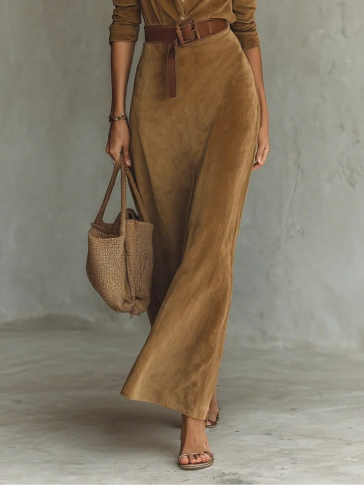 Suede maxi dress with single closure and collar