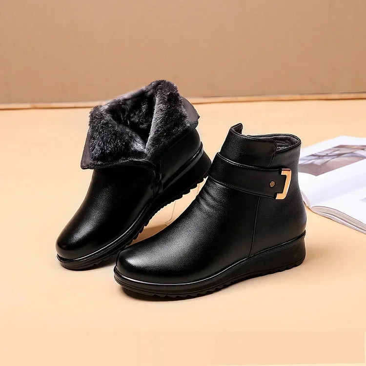 Women's Winter Ankle Boots - Insulated and Zippered